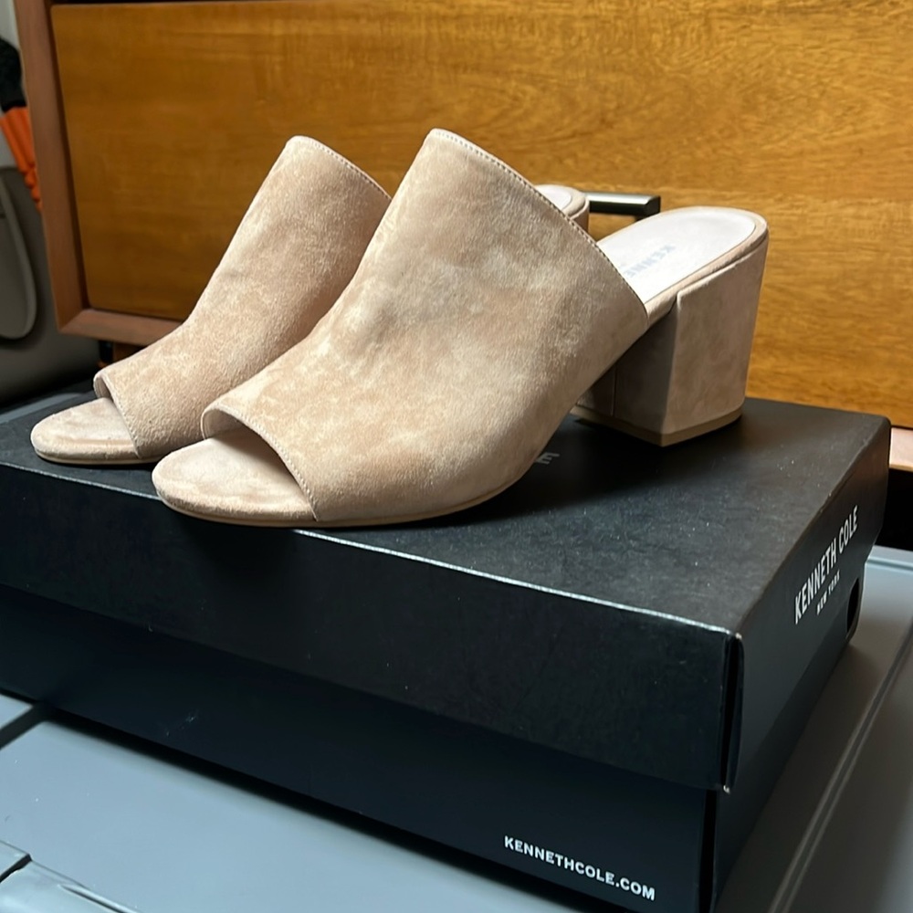 Kenneth Cole Heels